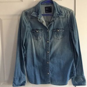 American Eagle Women’s Jean Shirt